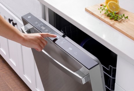 How do you reset a GE dishwasher that won't start