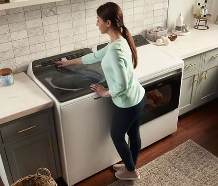 whirlpool washer fills with water then stops